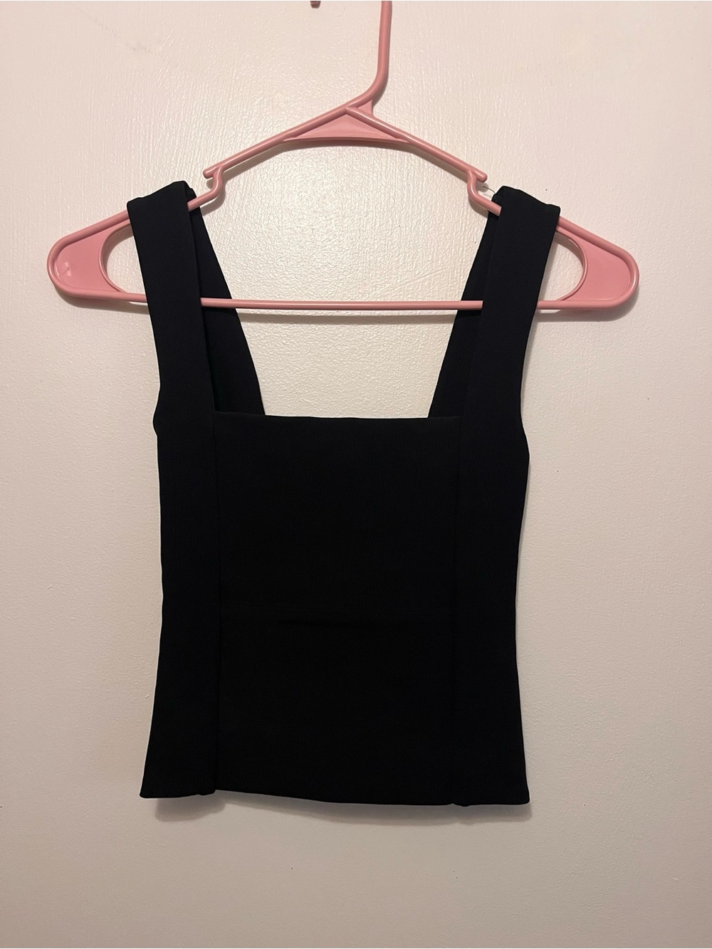 NWT White Fox Black Shift The Focus Square Neck Crop Top